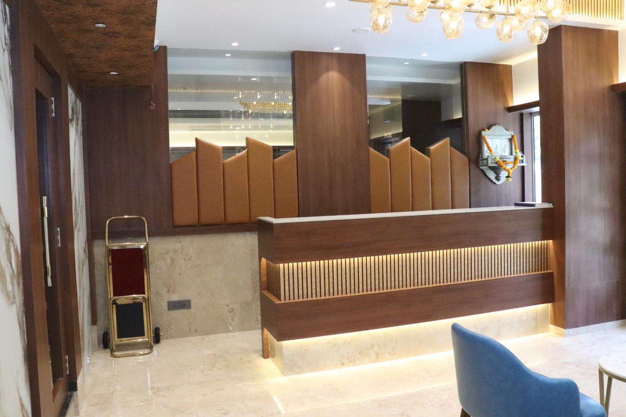 Hotel Golden Nest Thane Zewnętrze zdjęcie
